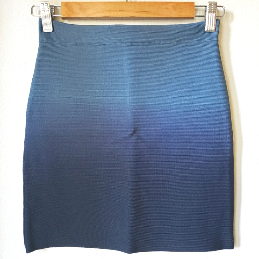 ❗SOLD❗BCBG MaxAzria Bandage Mini Skirt - Picture 2 of 11